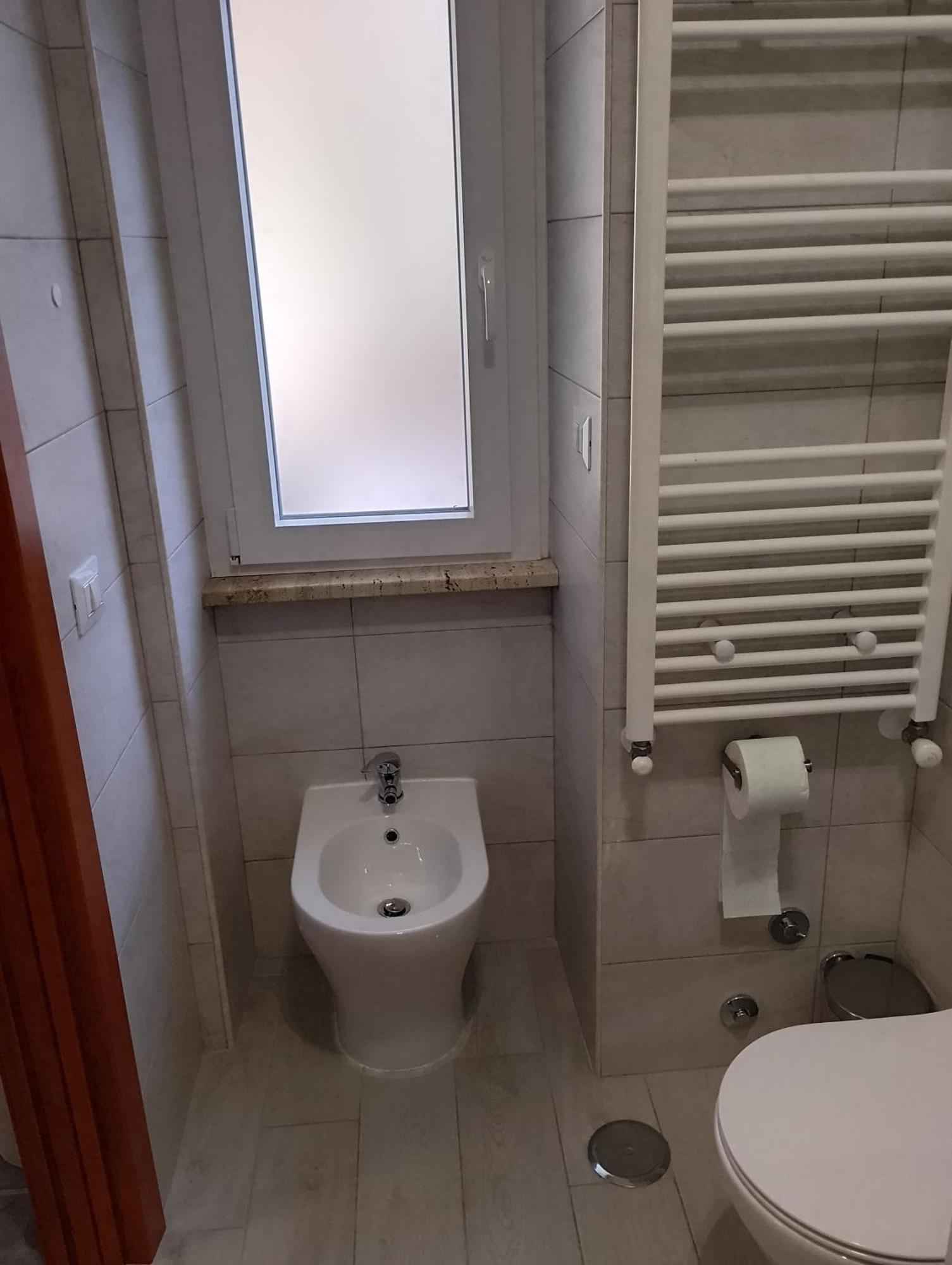 Camera Moderna Rome Room photo